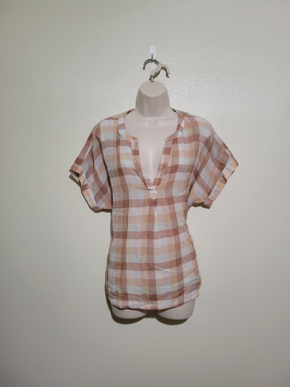 Lucky Brand Beige and White Plaid Split-Neck Blouse